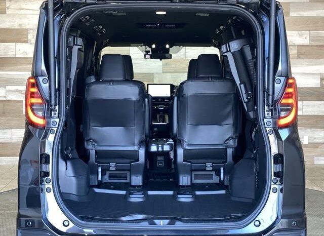 
								TOYOTA NOAH 2023 full									