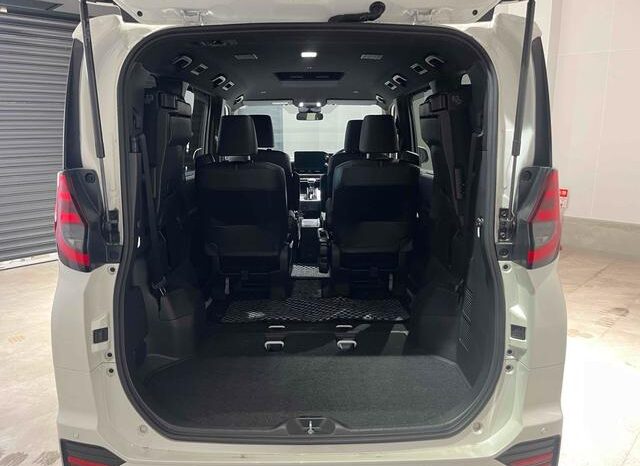 
								TOYOTA NOAH 2024 full									