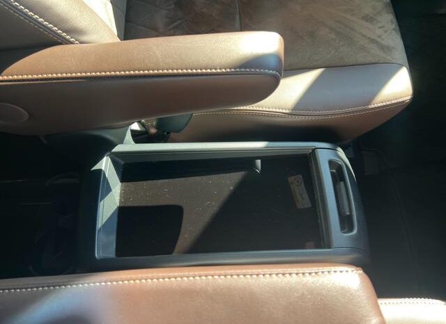 
								TOYOTA ESTIMA 2017 full									