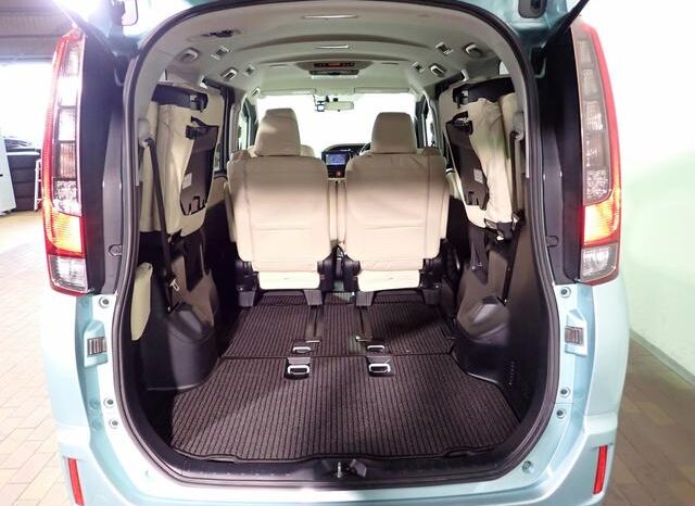 
								TOYOTA NOAH 2014 full									