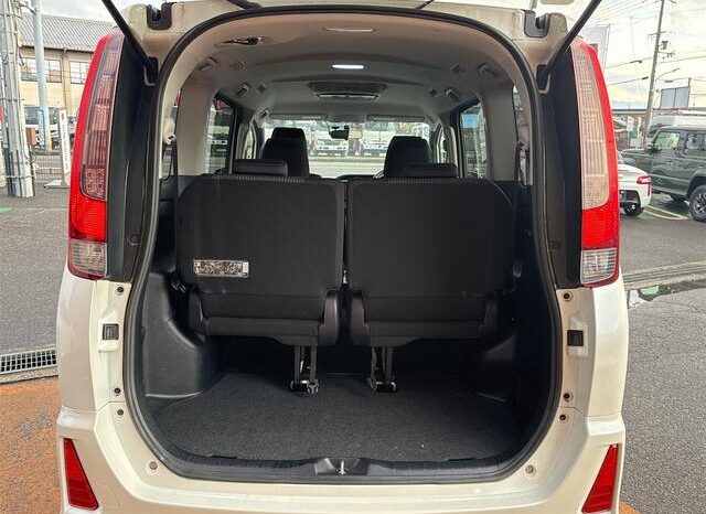 
								TOYOTA NOAH 2014 full									