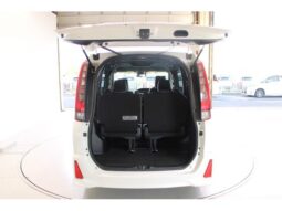 
										TOYOTA NOAH 2017 full									