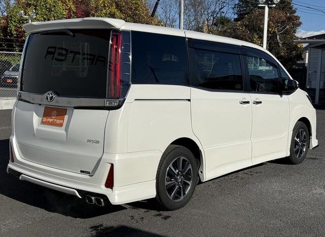 
								TOYOTA NOAH 2018 full									