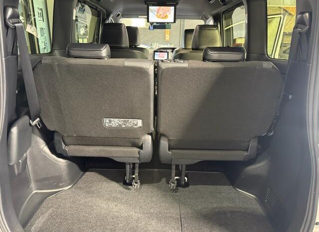 
								TOYOTA NOAH 2021 full									