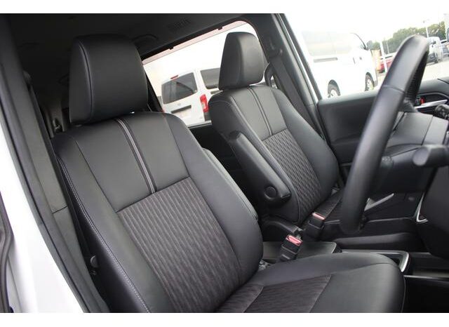 
								TOYOTA NOAH 2022 full									