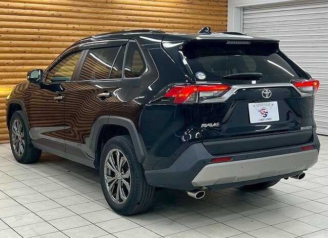 
								TOYOTA RAV4 2021 full									