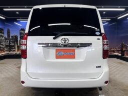 
										TOYOTA NOAH 2011 full									