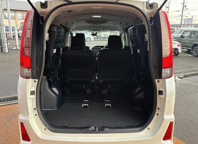 
								TOYOTA NOAH 2014 full									