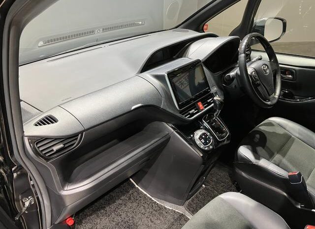 
								TOYOTA NOAH 2021 full									