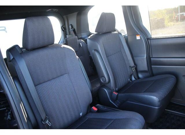 
								TOYOTA NOAH 2022 full									