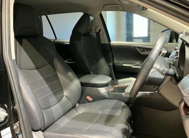 
								TOYOTA RAV4 2021 full									