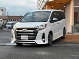 TOYOTA NOAH 2020