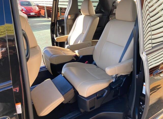 
								TOYOTA ESTIMA 2015 full									