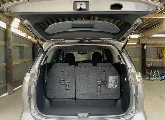 
								TOYOTA ESTIMA 2015 full									