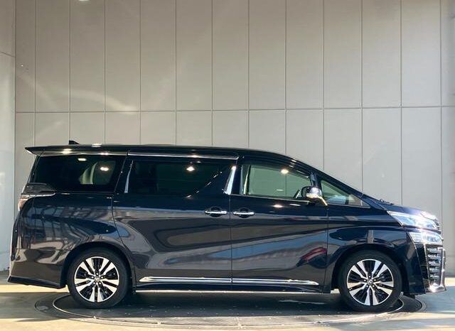 
								TOYOTA VELLFIRE 2019 full									