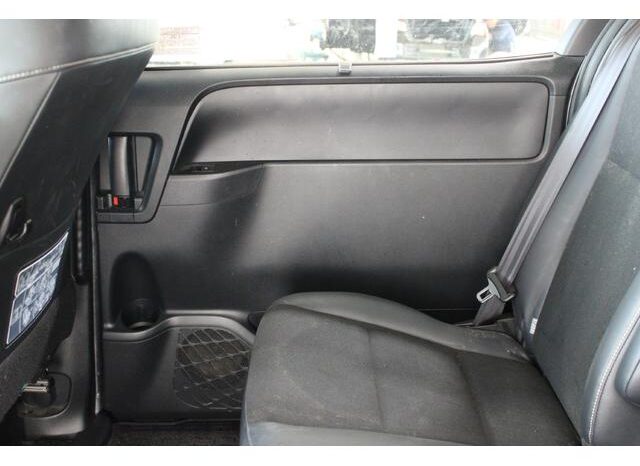 
								TOYOTA NOAH 2017 full									