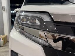 
										TOYOTA NOAH 2018 full									