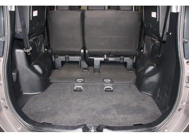 
								TOYOTA NOAH 2019 full									