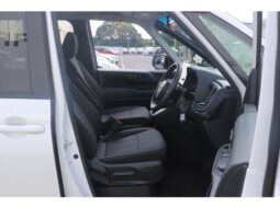 
										TOYOTA NOAH 2023 full									