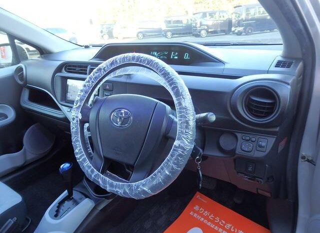 
								TOYOTA AQUA 2014 full									