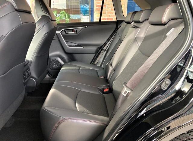 
								TOYOTA RAV4 2025 full									