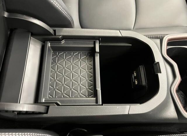 
								TOYOTA RAV4 2021 full									