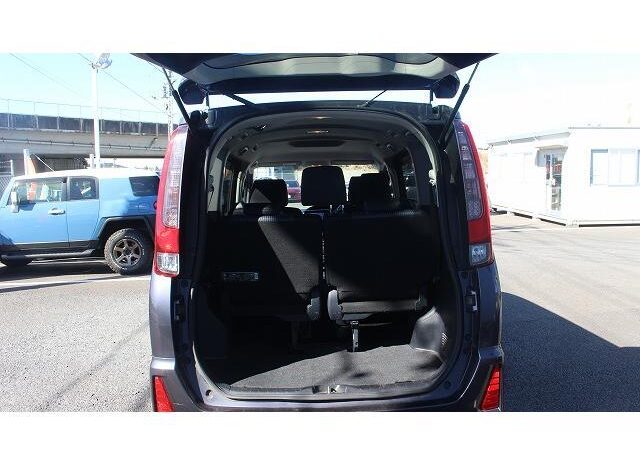 
								TOYOTA NOAH 2014 full									