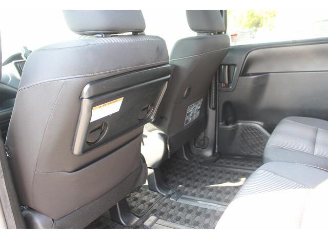 
								TOYOTA NOAH 2017 full									