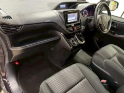 
										TOYOTA NOAH 2017 full									