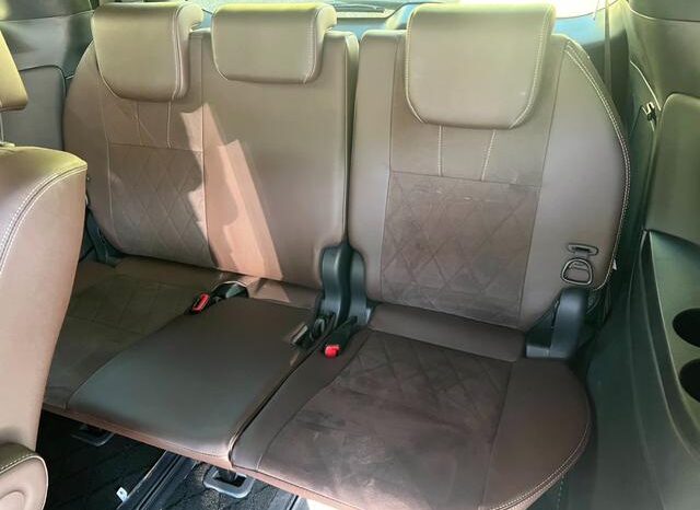 
								TOYOTA ESTIMA 2017 full									