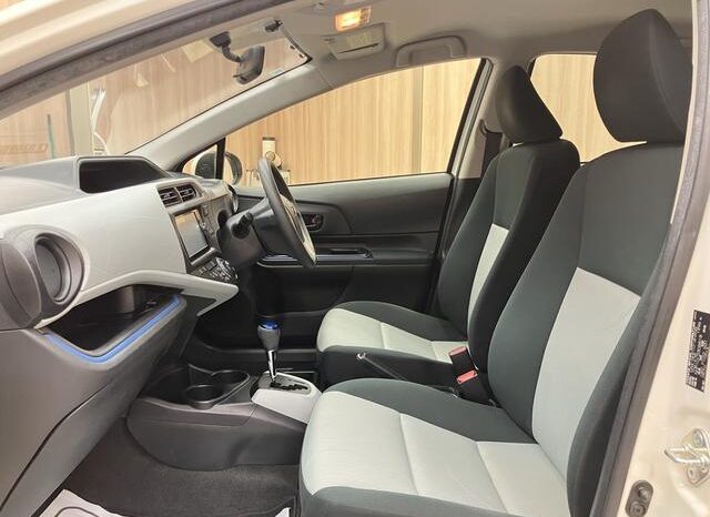 
								TOYOTA AQUA 2014 full									