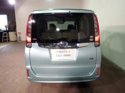 
										TOYOTA NOAH 2014 full									
