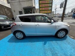 SUZUKI SWIFT 2011