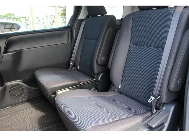 
								TOYOTA NOAH 2020 full									