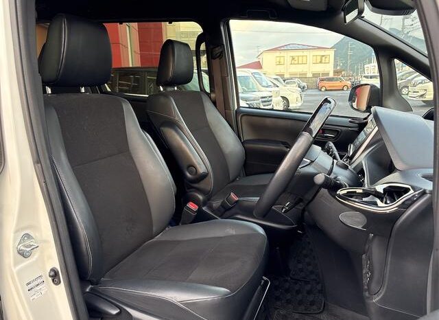 
								TOYOTA NOAH 2020 full									