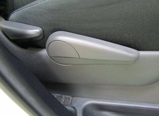 
								TOYOTA NOAH 2012 full									