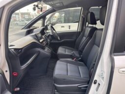 
										TOYOTA NOAH 2014 full									