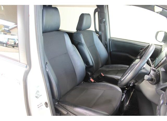 
								TOYOTA NOAH 2017 full									