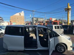 
										TOYOTA NOAH 2019 full									
