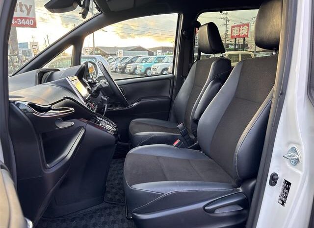 
								TOYOTA NOAH 2020 full									