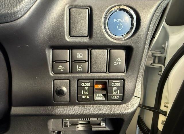 
								TOYOTA NOAH 2021 full									