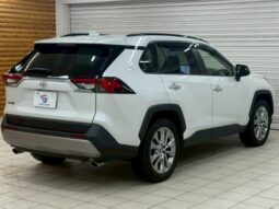
										TOYOTA RAV4 2023 full									