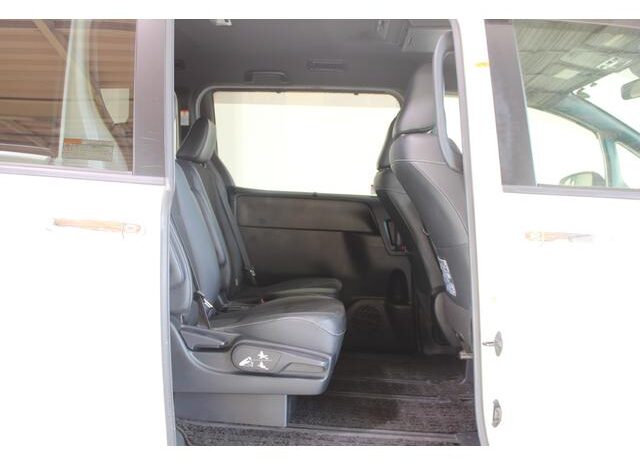 
								TOYOTA NOAH 2017 full									