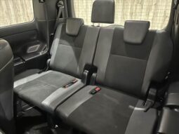 
										TOYOTA NOAH 2018 full									