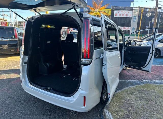 
								TOYOTA NOAH 2019 full									