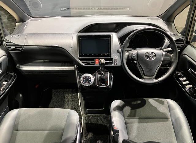 
								TOYOTA NOAH 2021 full									