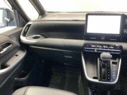 
										TOYOTA NOAH 2023 full									