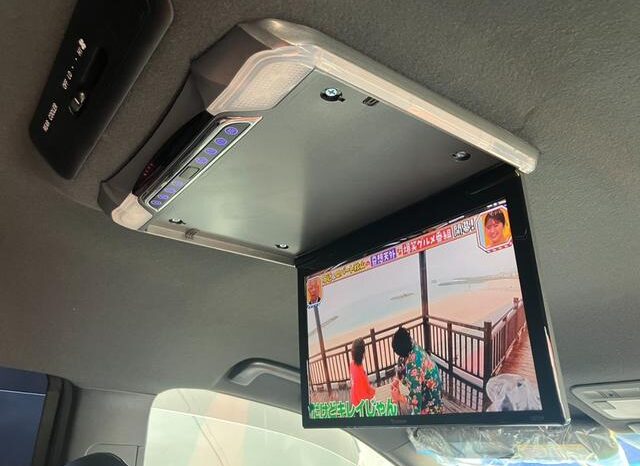 
								TOYOTA ESTIMA 2018 full									