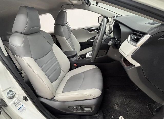 
								TOYOTA RAV4 2021 full									