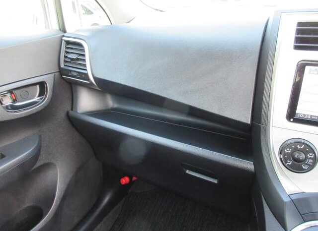 
								TOYOTA RACTIS 2011 full									